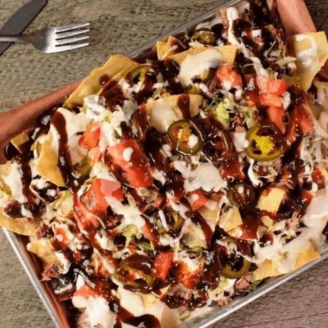 Loaded BBQ Nachos (86 Brisket).